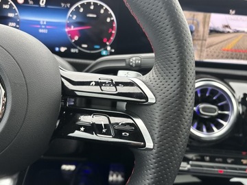 Mercedes CLA C118/X118 Coupe Facelifting 1.3 200 163KM 2024 Mercedes-Benz CLA 200 Dach panoramiczny/ Kamery 36, zdjęcie 25