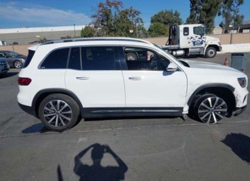 Mercedes GLB 2020 Mercedes-Benz GLB 2020, 2.0L, 4x4, od ubezpieczalni 2.0 Benzyna 221KM, zdjęcie 2