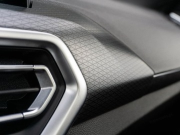 BMW X4 G02 SUV Facelifting 2.0 20d 190KM 2025 BMW X4 xDrive20d Sport Suv 2.0 (190KM) 2025, zdjęcie 8