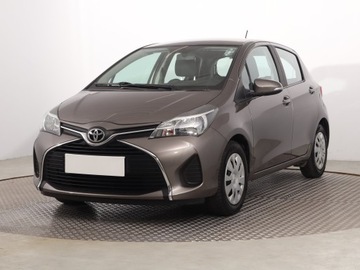 Toyota Yaris III Hatchback 5d Facelifting 1.0 VVT-i 69KM 2016 Toyota Yaris 1.0 VVT-i, Salon Polska, zdjęcie 1