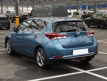 Toyota Auris II Hatchback 5d Facelifting 1.8 Hybrid 136KM 2015 Toyota Auris Hybrid, Automat, Skóra, Klima, zdjęcie 3