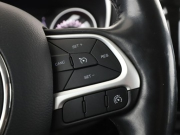 Jeep Compass II SUV 1.4 MultiAir 140KM 2019 Jeep Compass półskóra navi klima auto kamera i, zdjęcie 31