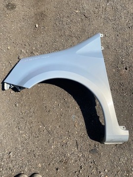 LEVÝ PŘEDNÍ BLATNÍK RENAULT MODUL