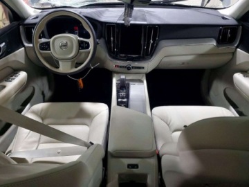 Volvo XC60 II Crossover Plug-In Facelifting 2.0 T8 455KM 2025 Volvo XC 60 Plus 2025 2.0 Hybryda Plug-in 455KM, zdjęcie 8