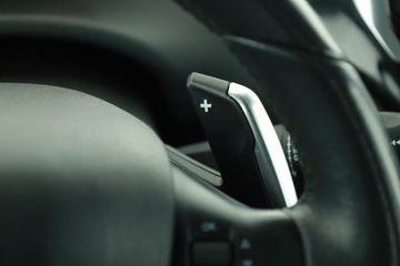 Peugeot 208 I Hatchback 3d 1.2 e-VTi 82KM 2014 Peugeot 208 1.2 PureTech, Salon Polska, zdjęcie 12