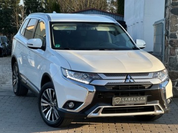 Mitsubishi Outlander III SUV Facelifting 2017 2.0 150KM 2019 MITSUBISHI OUTLANDER 2019*2.0 MIVEC 150 KM*DIAMANT *KAMERA*LED*AUTOMAT*ASO, zdjęcie 3