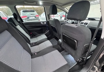 Peugeot 307 II Kombi 1.6 HDi 16V 109KM 2005 Peugeot 307 7 osobowy 1.6 Diesel 109KM, zdjęcie 15