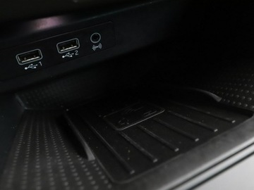 Seat Arona Crossover 1.6 TDI 115KM 2018 Seat Arona FR virtual PDC navi tempomat, zdjęcie 29