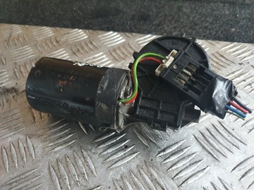 MOTOREK STĚRAČE BMW E46 67638362156