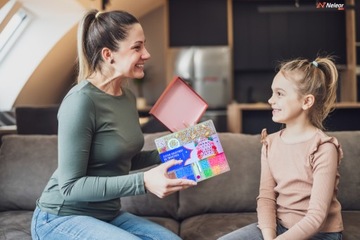 Креативный набор из бисера для изготовления украшений, колье, браслетов.