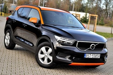 Volvo XC40 Crossover Facelifting 1.5 T2 129KM 2022 Volvo XC 40 1,5 Benzyna 130KM_T2_R Design_Full, zdjęcie 1