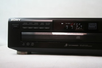 CD-чейнджер на 5 компакт-дисков SONY CDP-CE215 |OPT|
