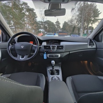 Renault Laguna III Hatchback Phase II 2.0 16v E85 eco2 140KM 2014 Renault Laguna Renault Laguna Lift 2.0b Jeden Wlasciciel LED 2.0 140KM, zdjęcie 12