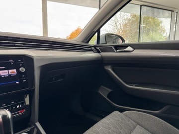 Volkswagen Passat B8 GTE Variant Facelifting 1.4 TSI Plug-In-Hybrid 218KM 2022 Volkswagen Passat GTE / 1 właściciel / Salon Polsk, zdjęcie 23