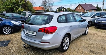 Opel Astra J Sports Tourer Facelifting 1.4 Turbo ECOTEC 120KM 2013 Opel Astra BENZYNA nawigacja KAMERA LIFT super okazja polecamy, zdjęcie 12