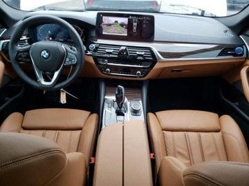 BMW Seria 5 G30-G31 2022 BMW Seria 5 BMW 530 XI, 2022r., 4x4, 2.0L, zdjęcie 6