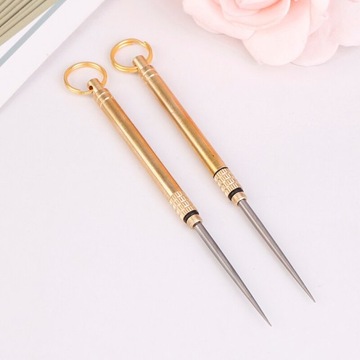 Титановая зубочистка - металлическая шпажка.