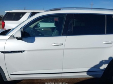 Volkswagen 2025 Volkswagen Atlas 2.0T Sel Premium R-Line 2025 2.0 Benzyna 269KM, zdjęcie 2