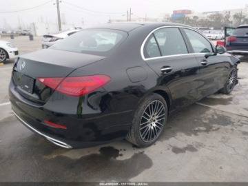 Mercedes Klasa C W206 2025 Mercedes-Benz Klasa C 300, 2025r., 2.0L 2.0 Hybryda 255KM, zdjęcie 3