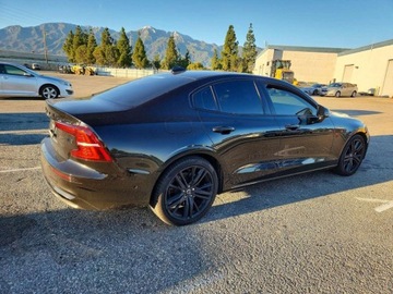 Volvo S60 III 2024 Volvo S60 Plus 2024 2.0 Benzyna 247KM, zdjęcie 3