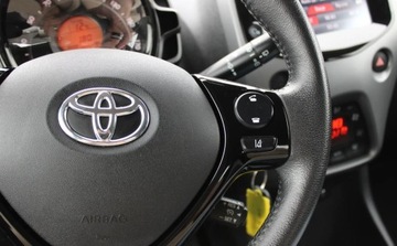 Toyota Aygo II Hatchback 3d Facelifting 1.0 VVT-i 72KM 2020 Toyota Aygo 1.0B 72KM przeb.60tys Zarejestrowane ful opcja kamera ledy, zdjęcie 31