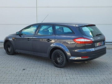Ford Mondeo IV Kombi 2.0 Duratorq TDCi DPF 115KM 2009 Ford Mondeo 2.0d, 116KM, Klimatyzacja, zdjęcie 9