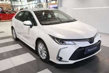 Toyota Corolla XII Sedan 1.5 VVT-i 125KM 2022 Toyota Corolla 1.5 Comfort 1.5 Benzyna 125KM, zdjęcie 2