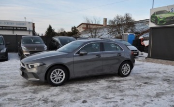 Mercedes Klasa A W177/V177 Hatchback 1.3 200 163KM 2018 Mercedes-Benz Klasa A A200 Automat Benzyna Kamera Nawigacja 1.3 Benzyna, zdjęcie 8