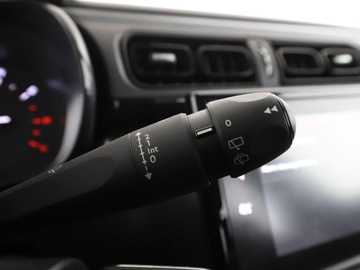 Citroen C3 III VAN 1.2 PureTech 82KM 2022 Citroen C3 Klimatyzacja Wspomaganie kierownicy, zdjęcie 27