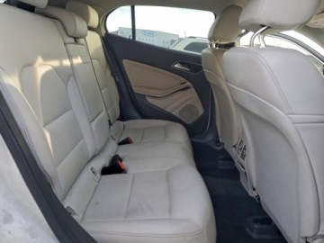 Mercedes GLA I 2019 Mercedes-Benz GLA 2019 MERCEDES-BENZ GLA 250 4MATIC 2.0 Benzyna 208KM, zdjęcie 9