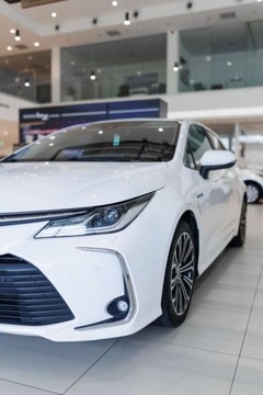 Toyota Corolla XII Sedan 1.8 Hybrid 122KM 2021 Toyota Corolla 1.8 Hybrid Comfort Style Tech 1.8 Hybryda 122KM, zdjęcie 12