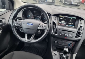 Ford Focus III Kombi Facelifting 1.5 TDCi 120KM 2016 Ford Focus 1,5 120 KM Zarejestrowany PL Nowy Rozrzad 1.5 Diesel, zdjęcie 5