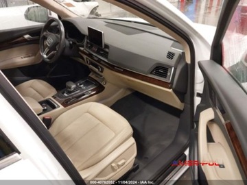 Audi Q5 II 2018 Audi Q5 2018 r.,2,0L 2.0T TECH PREMIUM 2.0 Benzyna 248KM, zdjęcie 9