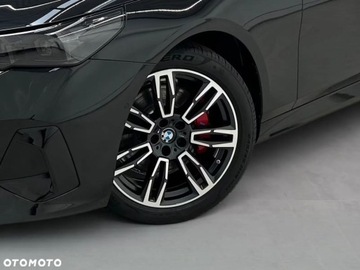 BMW Seria 5 G90-91 2025 BMW Seria 5 BMW Seria 5 530e xDrive PHEV M Sport 2.0 Hybryda Plug-in 299KM, zdjęcie 1