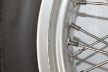 TRIUMPH TIGER 955i 01-06 ЗАДНИЙ ОБОД