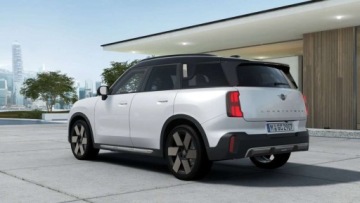 Mini Countryman U25 2024 MINI Countryman Countryman D 163 KM mHEV - Samochod Demonstracyjny - Linia, zdjęcie 1