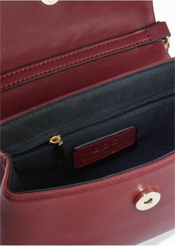 МАЛЕНЬКАЯ СУМКА НА ПЛЕЧЕ ___