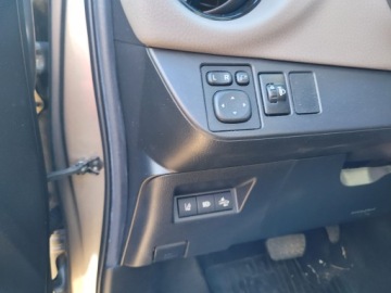 Toyota Yaris IV Hatchback 1.5 Hybrid Dynamic Force 116KM 2020 Toyota Yaris 1.5 benzyna HYBRYDA 116KM 2020r, zdjęcie 11