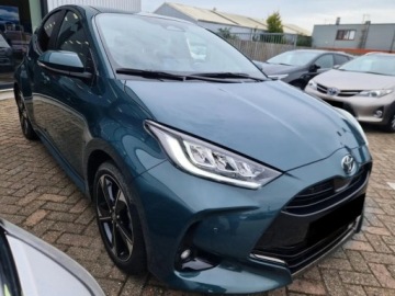 Toyota Yaris IV Hatchback Facelifting 1.5 Hybrid Dynamic Force 130KM 2026 Executive 1.5 Hybrid 130KM | Podgrzewane fotele!, zdjęcie 2