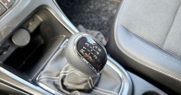 Opel Astra J Sedan 1.4 Turbo ECOTEC 140KM 2013 Opel Astra Lift 1.4 Turbo 140KM BiXenony Ledy NawiPL PółSkóra Grzana Kiera, zdjęcie 20