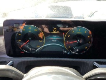 Mercedes CLA C118/X118 2021 Mercedes-Benz CLA 2021, 2.0L, od ubezpieczalni 2.0 Benzyna 221KM, zdjęcie 9