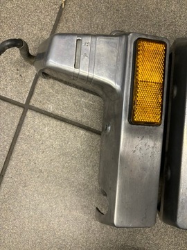 Suzuki GV 700 Madura Крышка радиатора левая