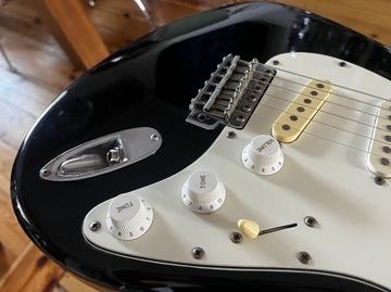 FENDER SQUIER STRATOCASTER E746708 КОРЕЯ 87'!!!