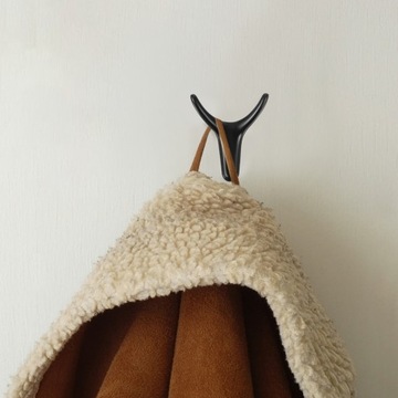 НАСТЕННЫЕ ВЕШАЛКИ В СТИЛЕ КОРОВЬИХ РОГ 2 ШТ. (РАЗМЕР: БОЛЬШОЙ)