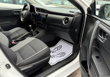 Toyota Auris II Touring Sports Facelifting 1.4 D-4D 90KM 2015 Toyota Auris Salon Polska. Serwis ASO, FV-VAT 23 1.4 Diesel 90KM, zdjęcie 11
