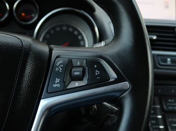 Opel Mokka I SUV 1.7 CDTI ECOTEC 130KM 2014 Opel Mokka 1.7 CDTI, Navi, Klima, Tempomat, zdjęcie 18