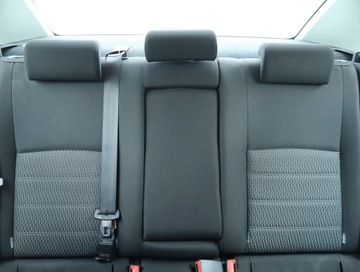 Toyota Avensis III Sedan Facelifting 2.0 D-4D 124KM 2014 Toyota Avensis 2.0 D-4D, Salon Polska, Serwis ASO, zdjęcie 9