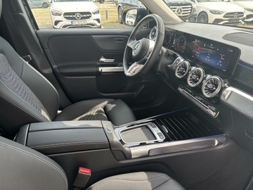 Mercedes GLB SUV 1.3 200 163KM 2023 Mercedes-Benz GLB 200 Podgrzewana kierownica/ Gwar, zdjęcie 17