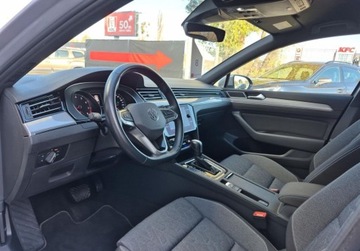 Volkswagen Passat B8 Variant Facelifting 1.5 TSI EVO 150KM 2023 Volkswagen Passat Variant Volkswagen Passat Variant B8 1.5 TSI 150 KM DSG, zdjęcie 9