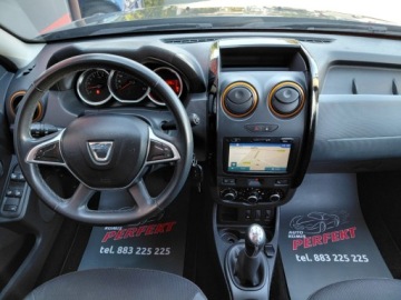 Dacia Duster I SUV Facelifting 1.6 SCe 114KM 2017 Dacia Duster Navi Klimatyzacja Komputer Tempomat Alu 1.6 Benzyna 114KM, zdjęcie 15